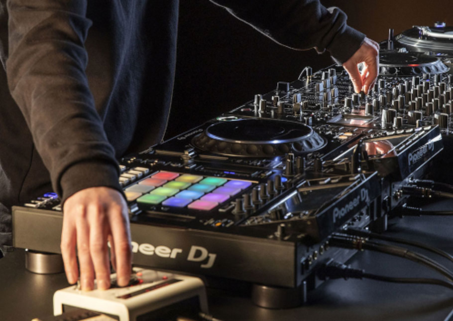 میکسر دی جی Pioneer DJM-V10